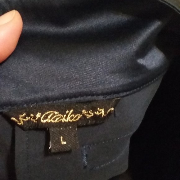 5/$25 Large NWOT deep blue skirt with details - Picture 4 of 5